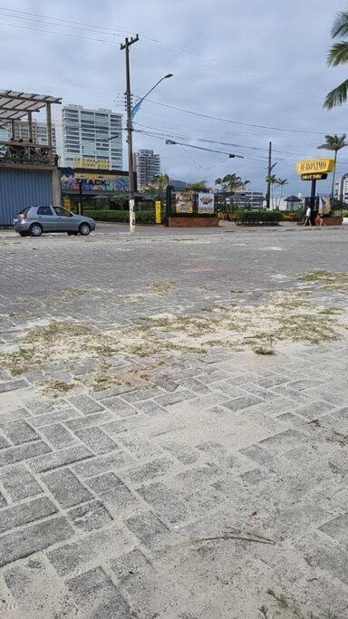 Apto Completo A 1 Quadra Da Praia Da Enseada. Guaruja Exterior photo